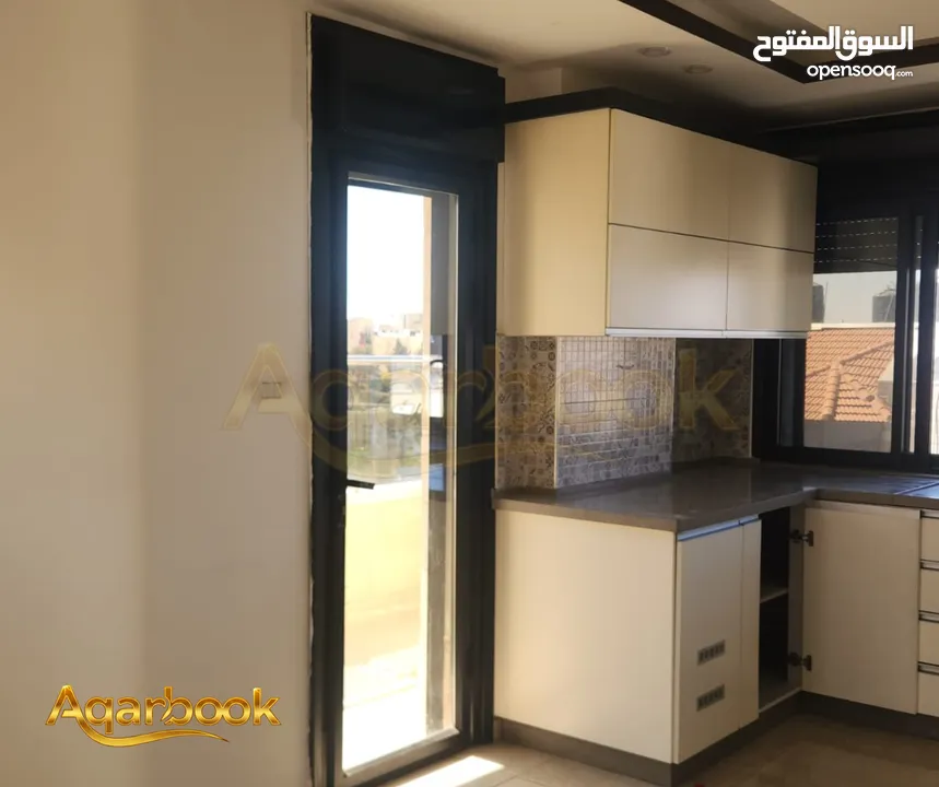 شقة مميزة بإطلالة رائعة للبيع المصايف – خلف شركة الكهرباء