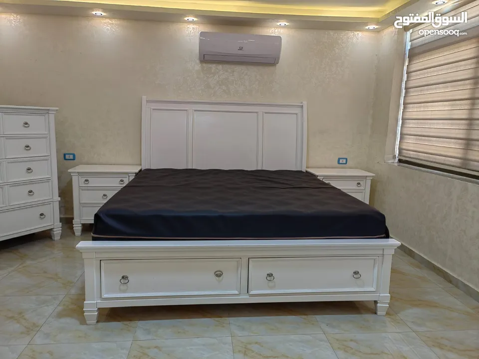 غرفه نوم امريكي   اشلي   ثقيله جدا جدا.    سبب البيع السفر  بسعر حرق والله بعوض  الغرفه ماببتعوض