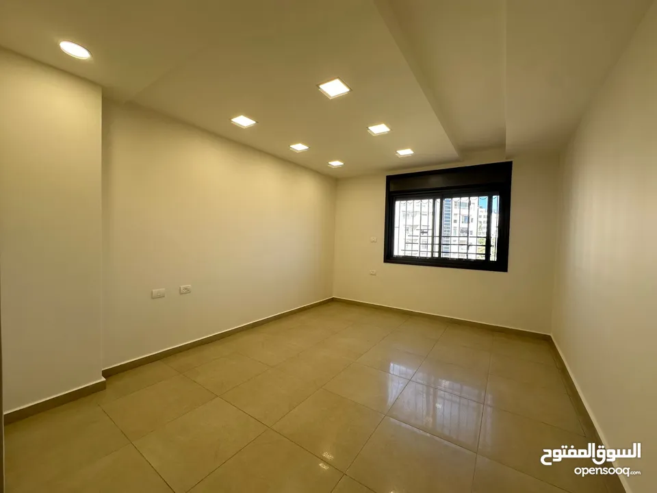 شقة في الطيرة للبيع بالقرب من مطعم جاسمين