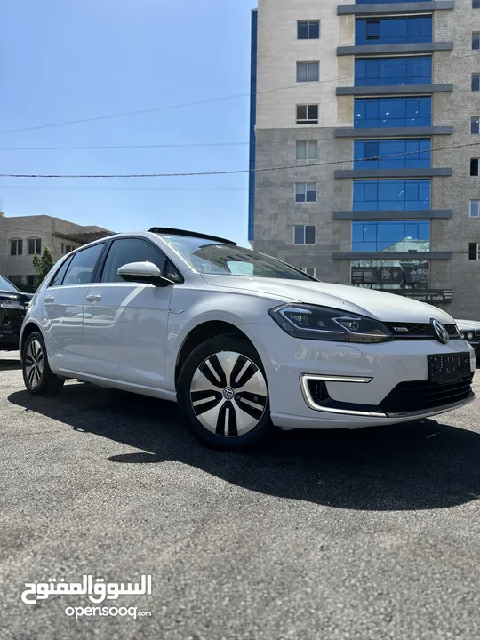 ‏ قولف للبيع Volkswagen E-golf 2020 بسعر حرق
