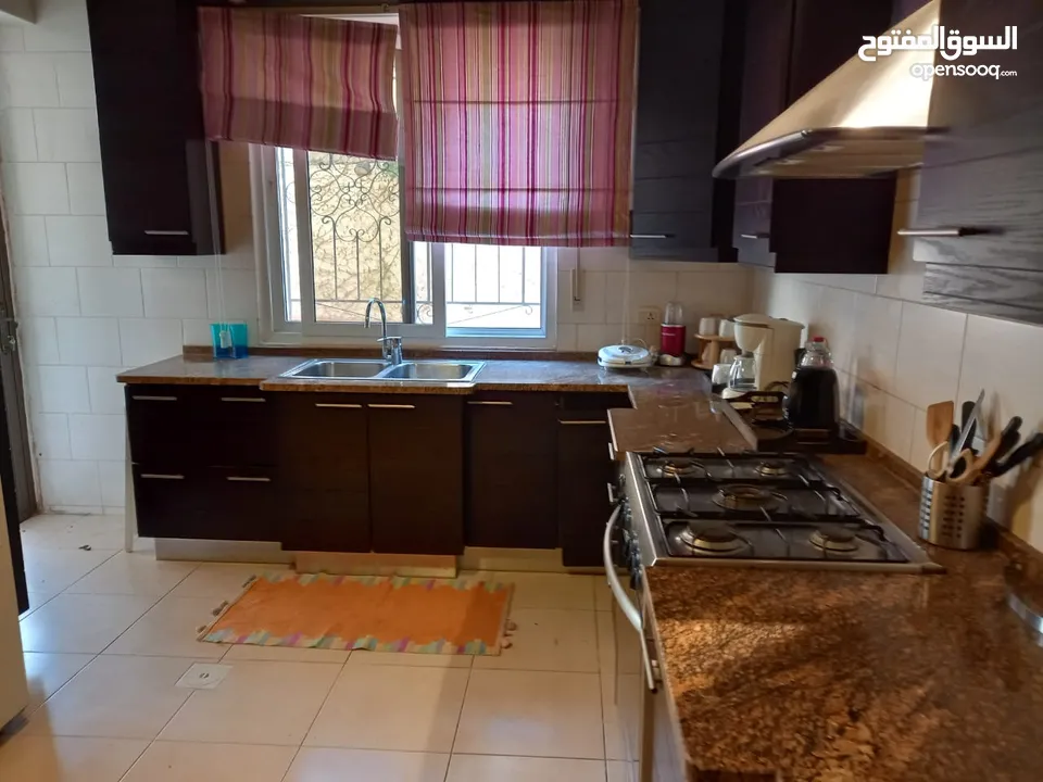 شقة مفروشة - الشميساني - 3نوم 1ماستر - 205م - حديقة - اعلان رقم A166