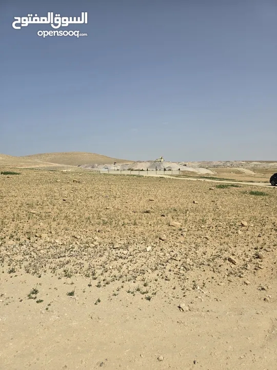 أرض على شارع المية ممر عمان التنموي للبيع