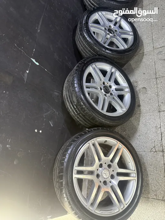 جنط مرسيدس w204 AMG  جنط بحالة ممتازه لا كسور ولا خشوط بحالة ممتازه حجم جنط 17 امامي رفيع خلفي عريض