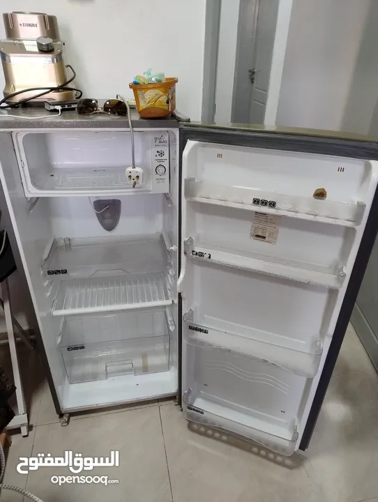 very good working conditon sharp fridge for sale