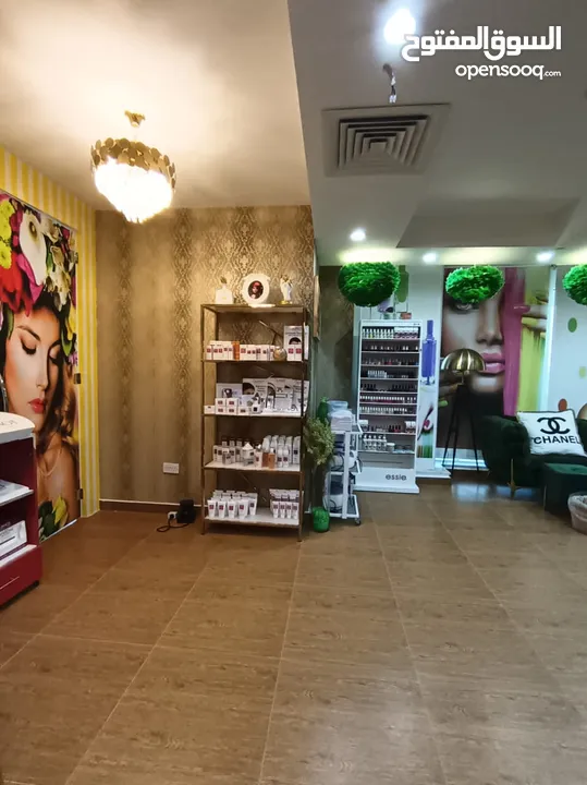 Ladies beauty center and spa for sale