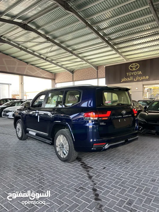 TOYOTA LANDCRUISER GXR Twin Turbo ( معرض الحضر )