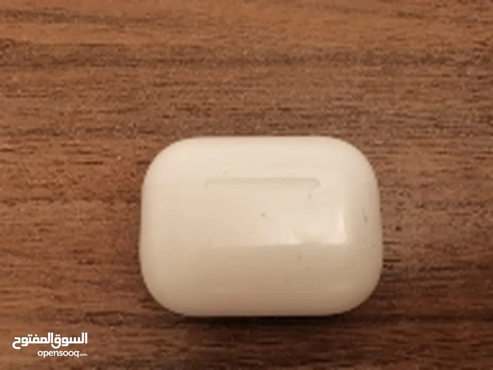 مع الشاحن والكرتون Airpods pro 2 master copy