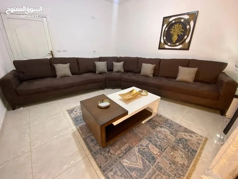 أطقم كنب وكورنرات خشب سويد ثقيل جدا اسفنج دانلوب والضهر هولو طبي الارضيات كوشوك