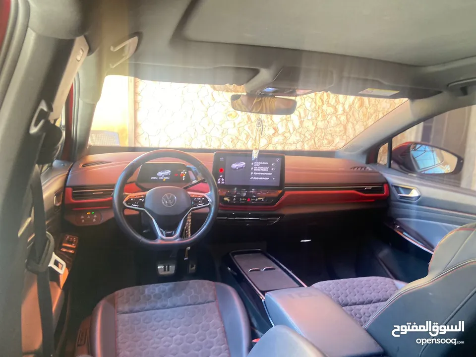 Volkswagen ID4 x للبيع