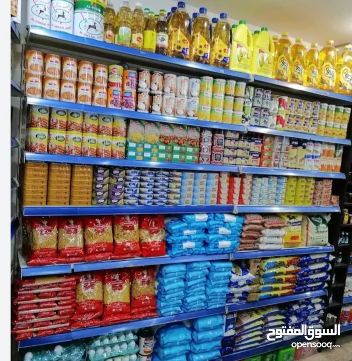 سوبر ماركت للبيع