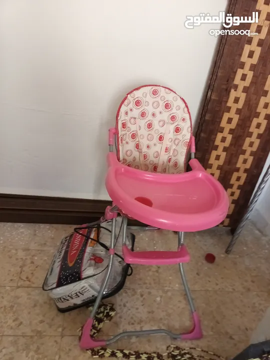 كرسي طعام اطفال سعر 7 نظيف استعمال خفيف جدا