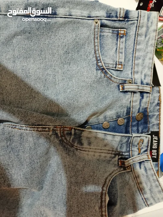 pantallon jeans boy taille :s avec ticket neuf 13-14