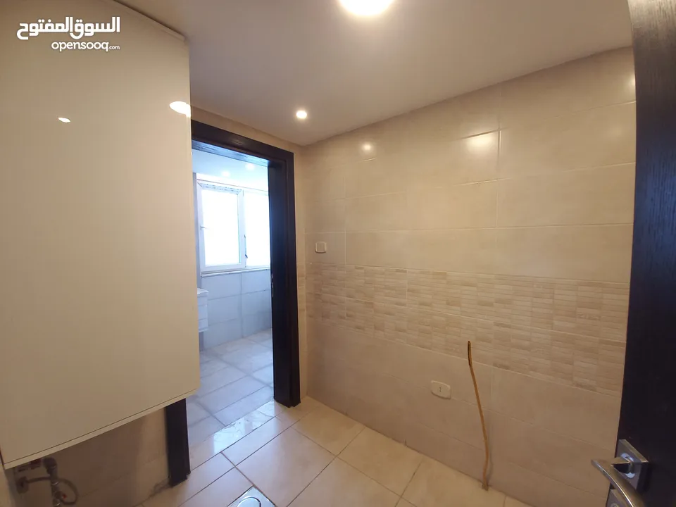 فيلا غير مفروشة للبيع في عبدون  ( Property ID : 36510 )