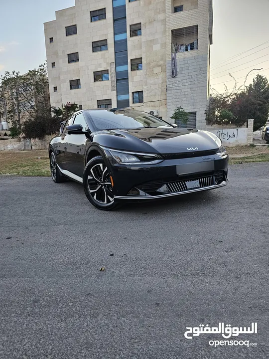كيا ev6 كهرباء 2023   وارد اميركي ممشى قليل     جميع الاضافات اعلى صنف عدا الفتحة  موديل 2023