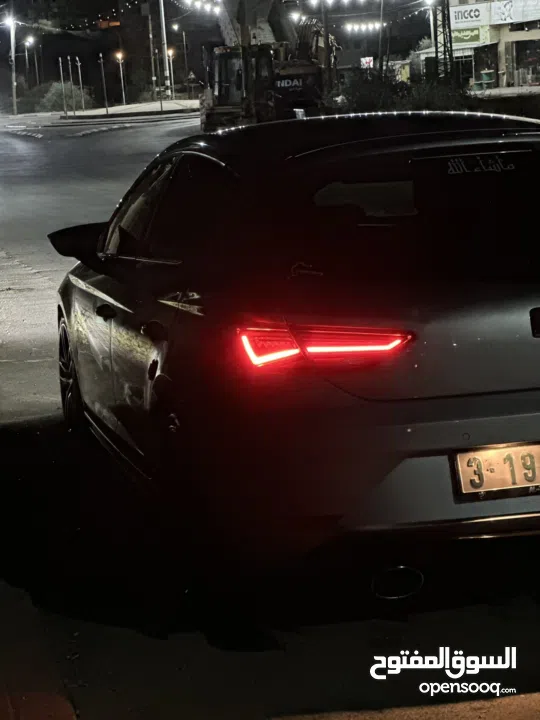 سيات ليون 2018  سيارة بصلاة ع نبي فخامه ورقه  اهتمام عالي في تفاصيل السياره