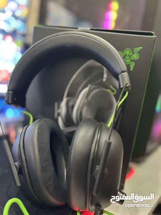سماعة ريزر بلاك شارك V2x  Razer black shark v2x حالة السماعة ممتازة استعمال اقل من شهرين