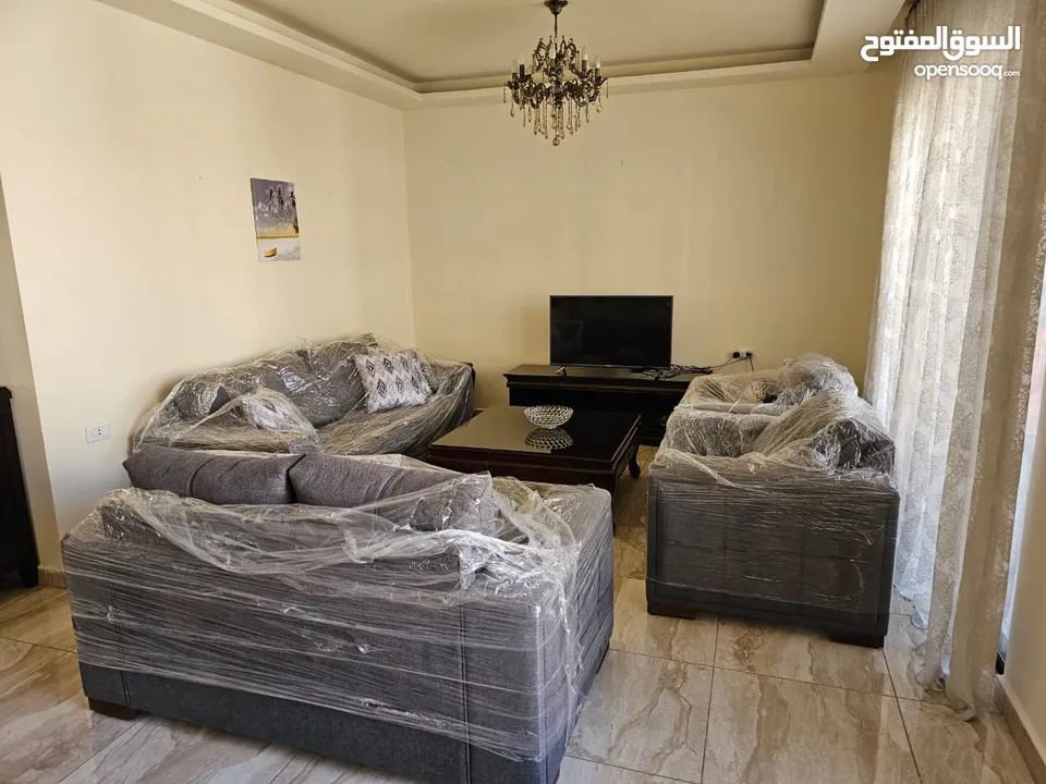 شقة مميزة وحديثة للبيع في دير غبار-13324