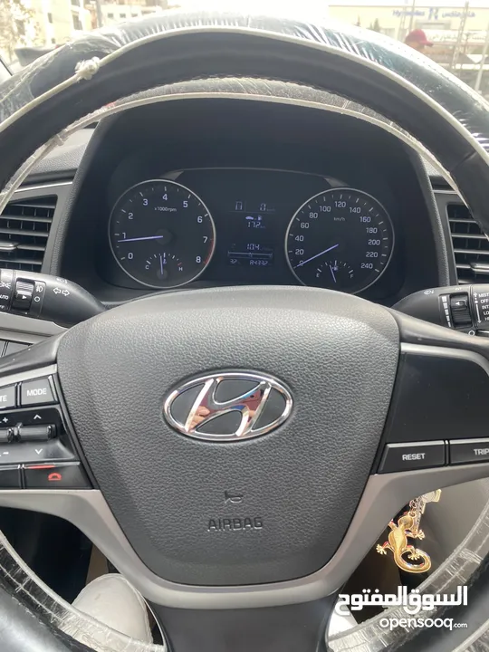 Hyundai Elantra 2017 – Excellent Condition