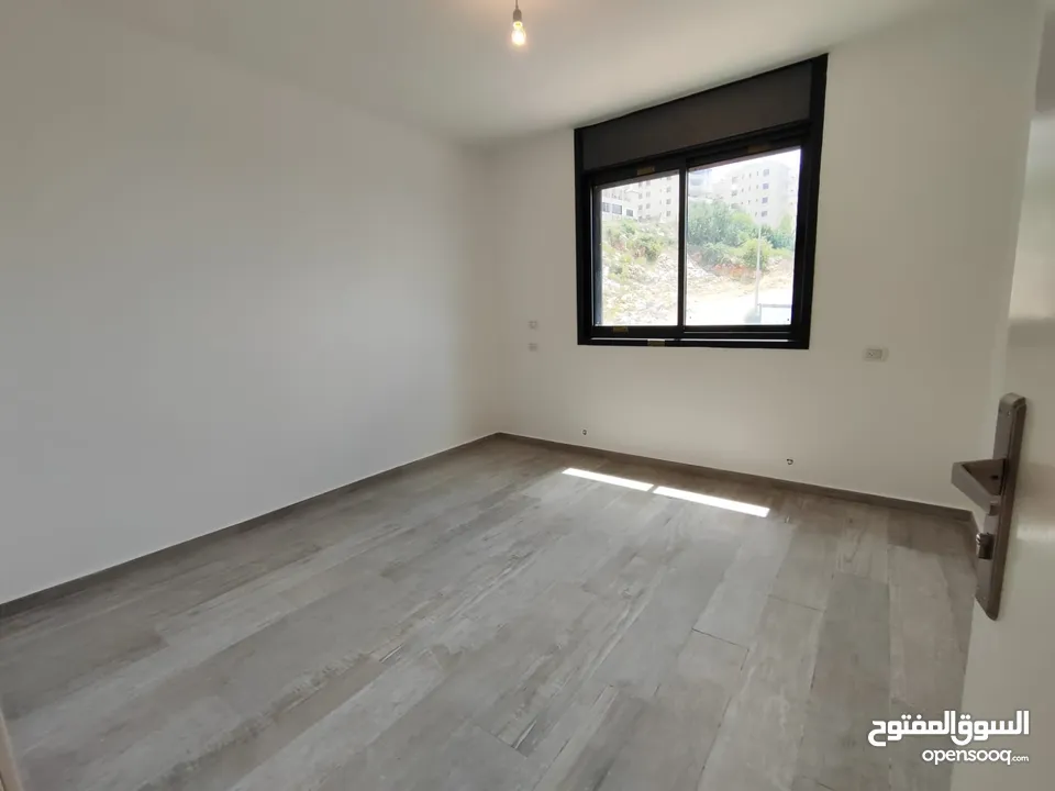 شقه للايجار بضاحية الريحان