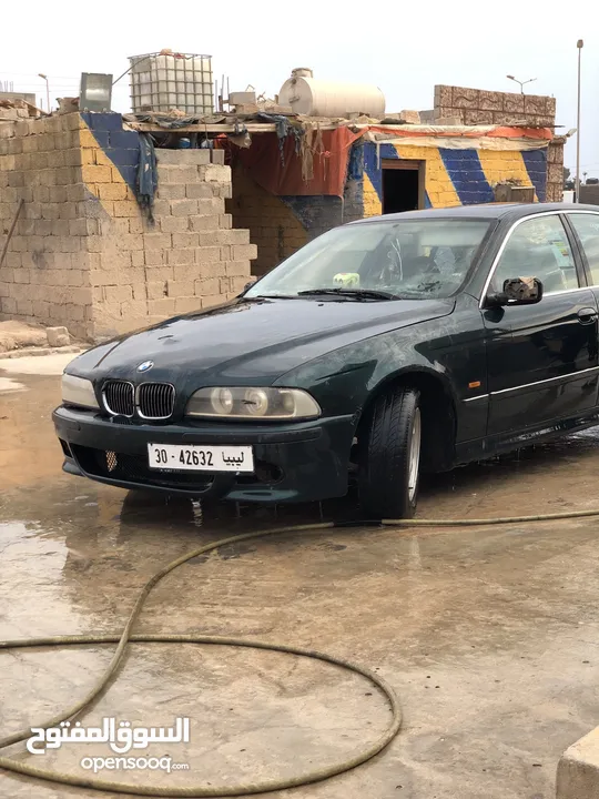 BMW E39 520i