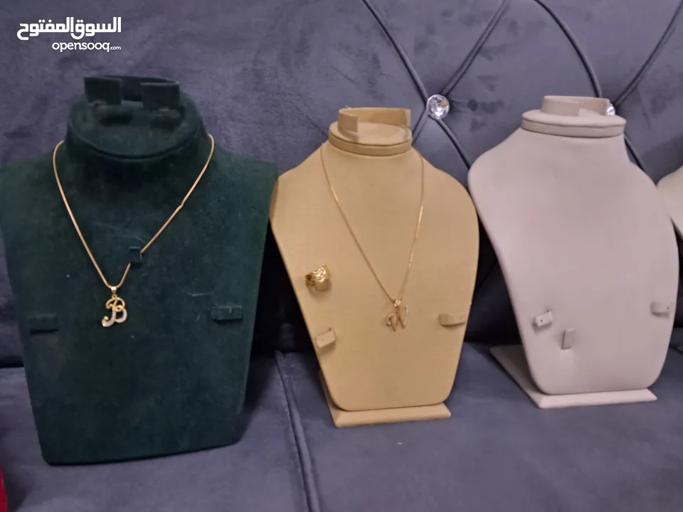 رقاب عرض اكسسوار
