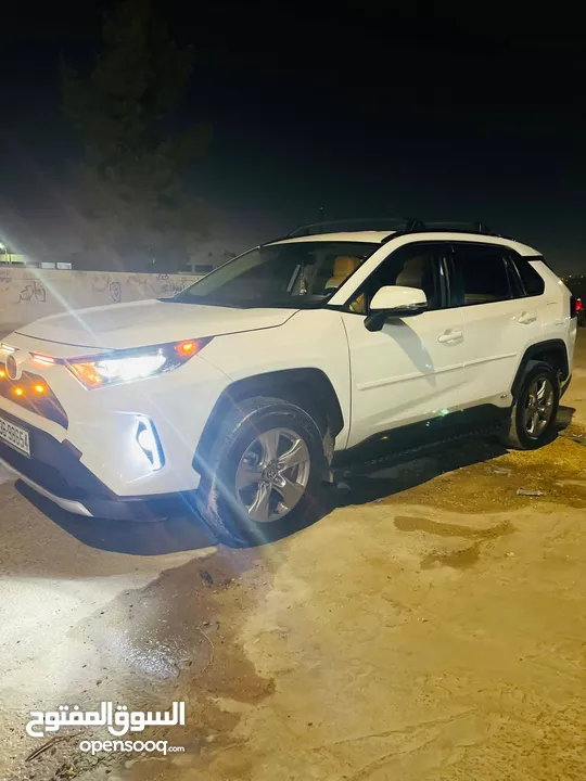 Toyota RAV4_LE/AWD 2022