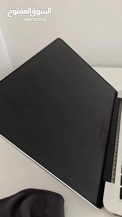 MacBook pro  قابل للبدل على بلايستيشن