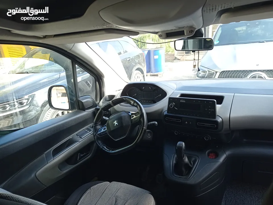بيجو ريفتر 2019