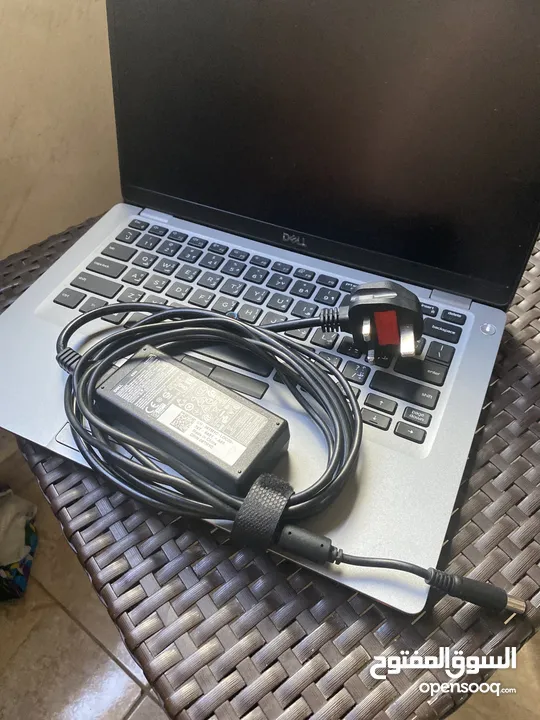 لاب توب بسعر مغري وقابل للتفاوض ( DEEL )ديل  ( core i5 ) ( جيل العاشر ) ( ويندز 11 )
