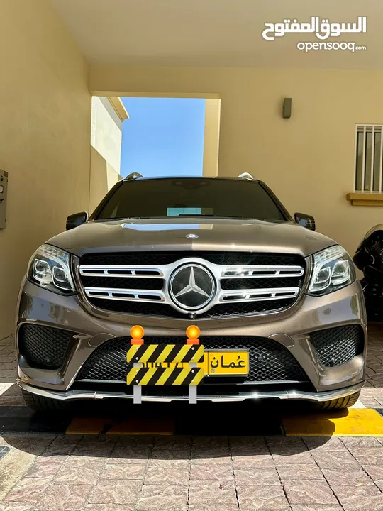 Mercedes Benz GLS 500 Oman Agency 2016 for sale.