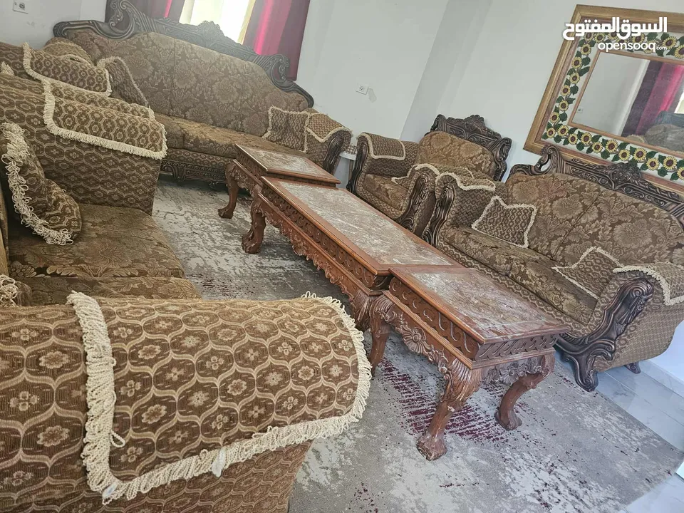 طقم صالون كلاسيكي 9 مقاعد