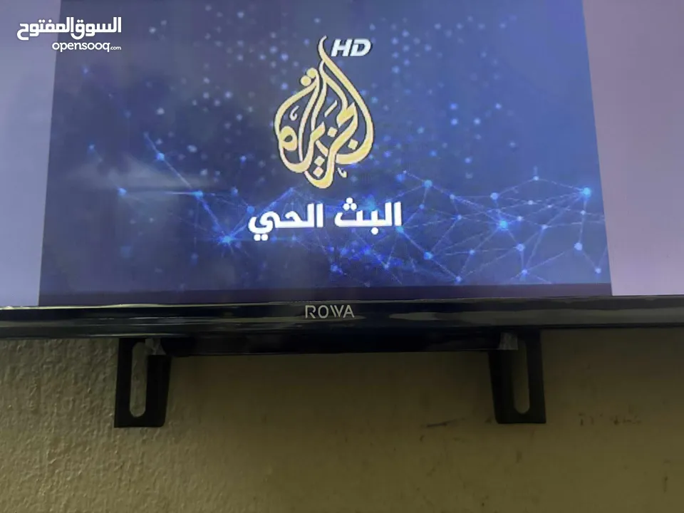 شاشه 50بوووصة جديدة نوع روفا فل كي اسمارت نت مستعملة. يدوب شهرين زي ماهي. مشالله عنها لسة كرتونة موج
