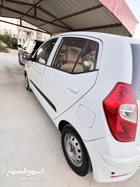 هونداي i10