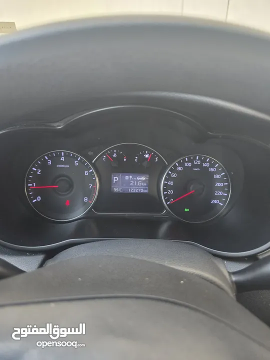 كيا كارينز 2015 للبيع