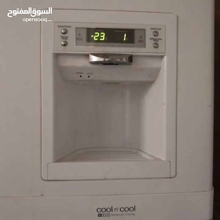 ثلاجة سامسونج 550 لتر مع كولور ماء داخلي ماتور وغاز الشركة مش مصلحة بحالة ممتازة