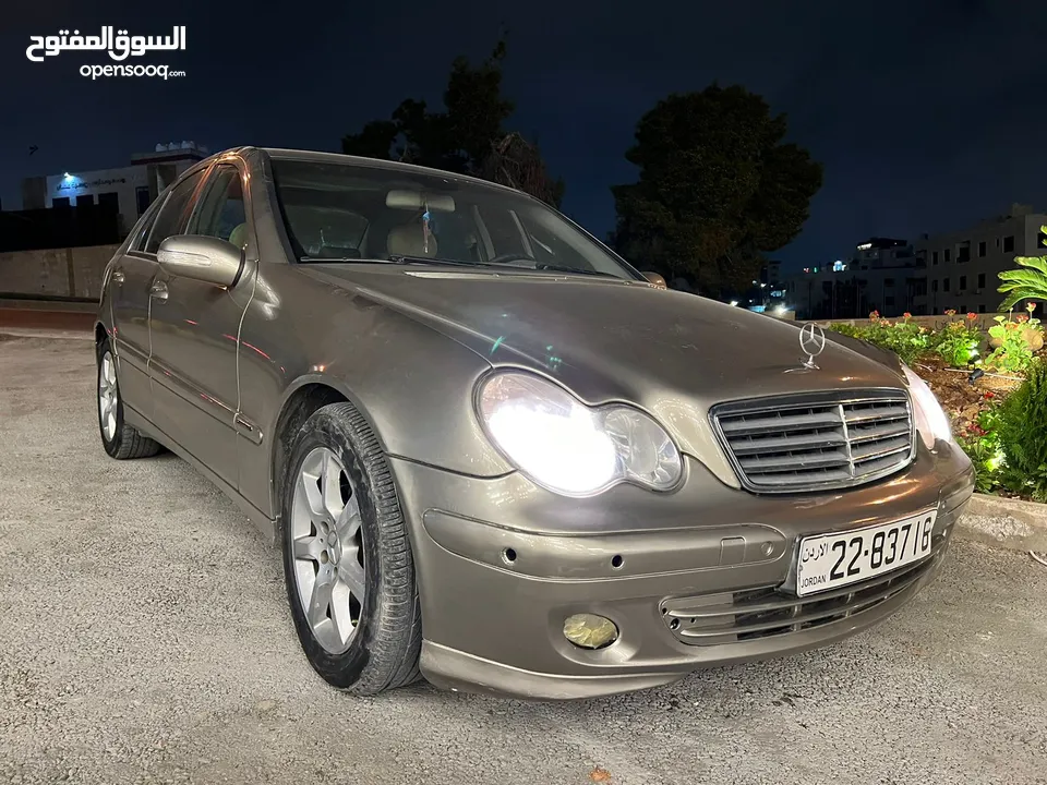 مرسيدس C200 موديل 2005 كلاسيك