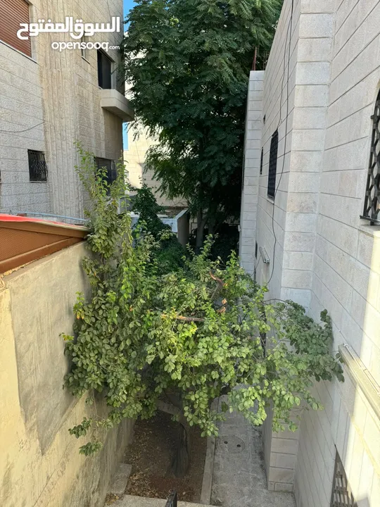 فيلا للبيع في جبل الحسين من المالك مباشرة
