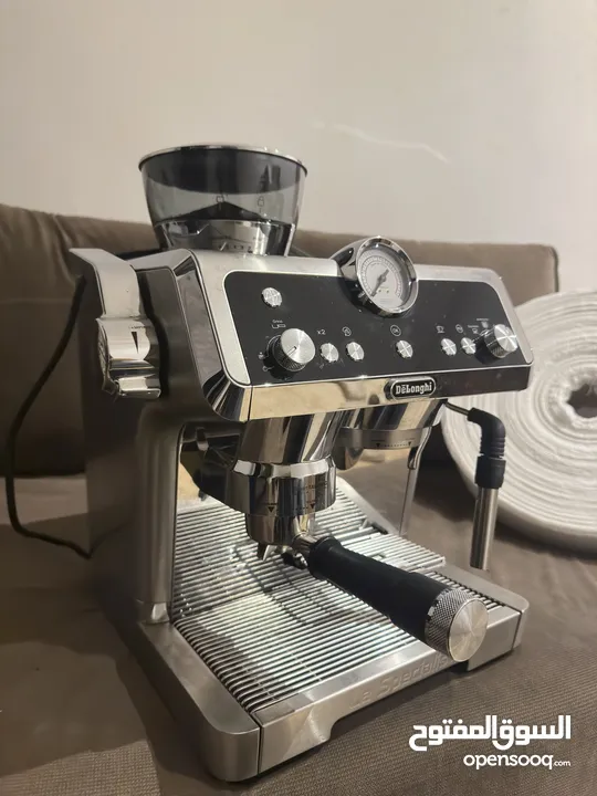 ماكينة قهوه إيطالي ديلونجي سبيشاليستا