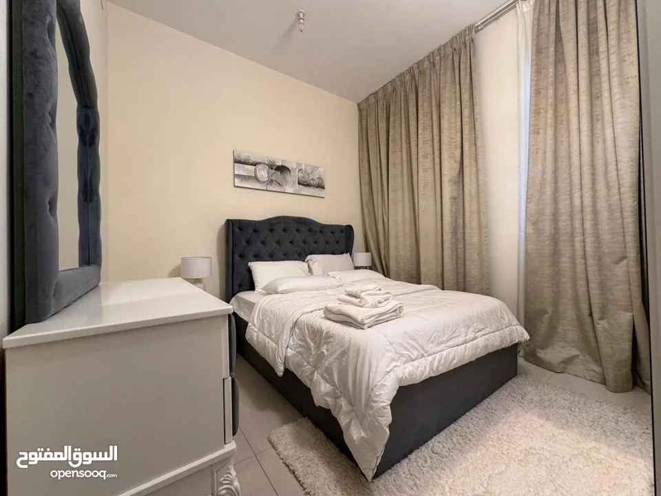 Hotel apartment in the Marina, 3 rooms and a hall