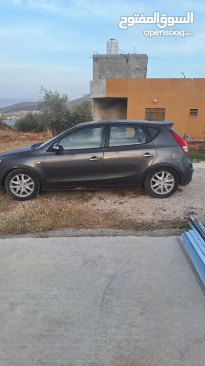 هيونداي i30 مطور 2000 للبيع بوضع ممتاز
