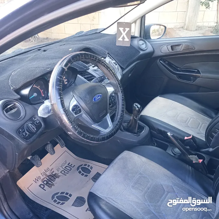 فورد فييستا 2013 بنزين جير عادي