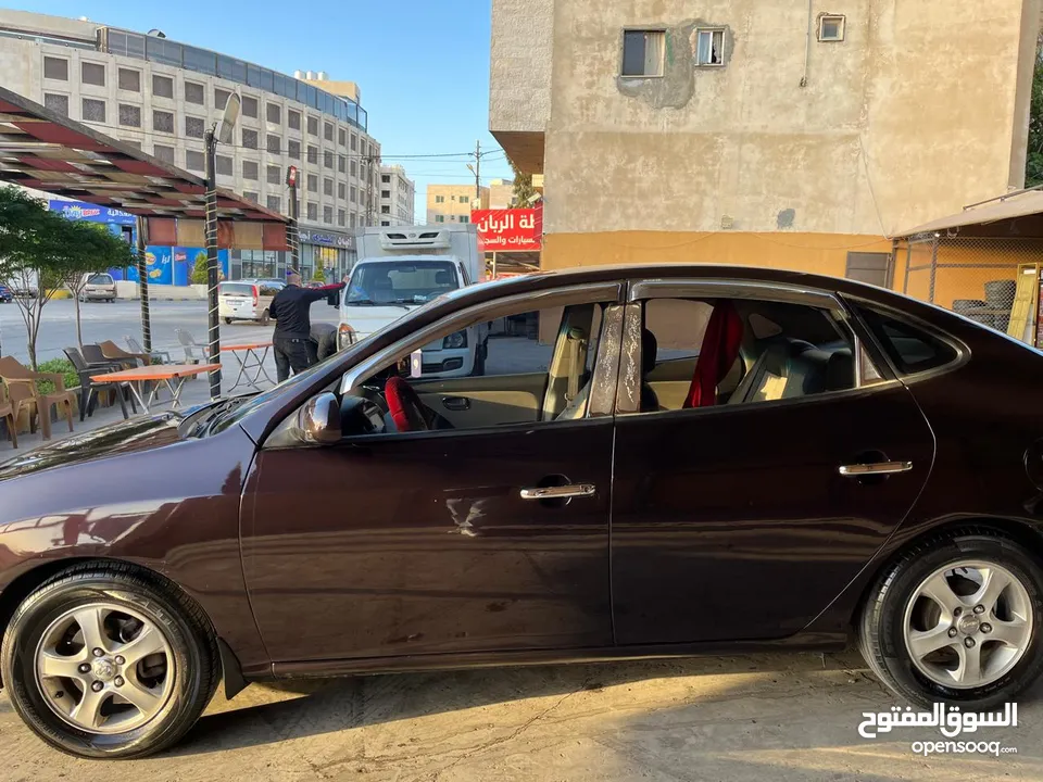 هيونداي إلنترا بحالة ممتازه