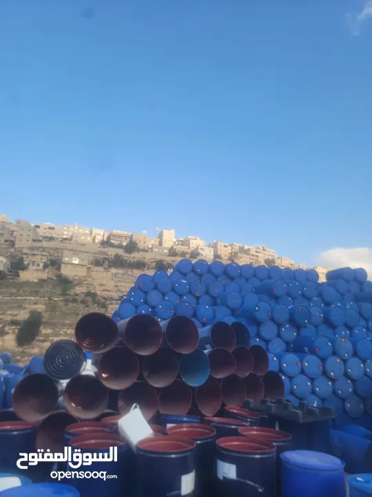براميل حديد بلاستيك جميع الأحجام . تنكات شبك.  طبالي خشب .جالونات