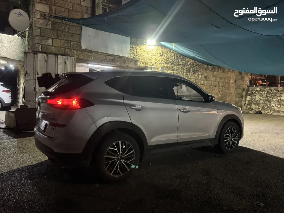 توسان. فللللل بدون فتحه 4/4. فحص. نخب. بسعررر حرق حرق