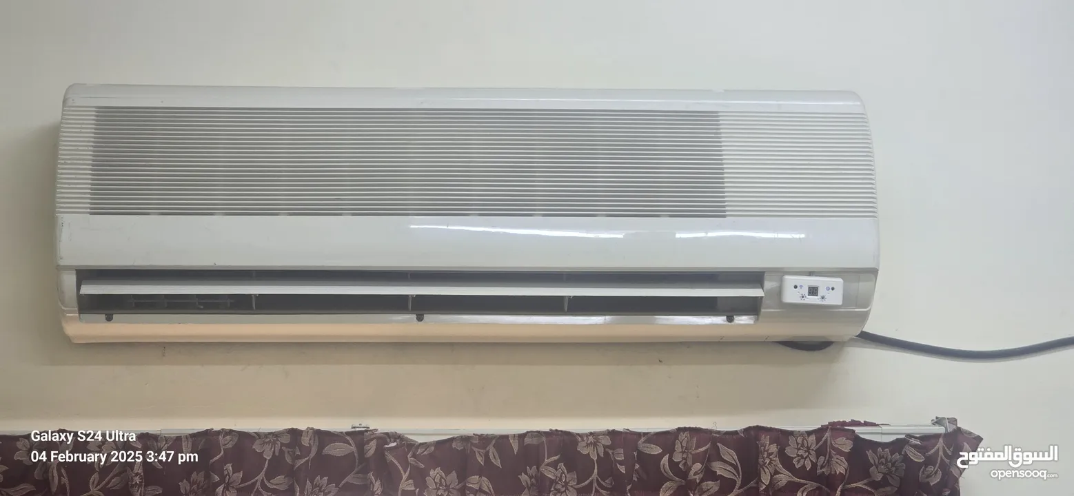 Urgent sale of well serviced good Split Ac pearl 2 ton