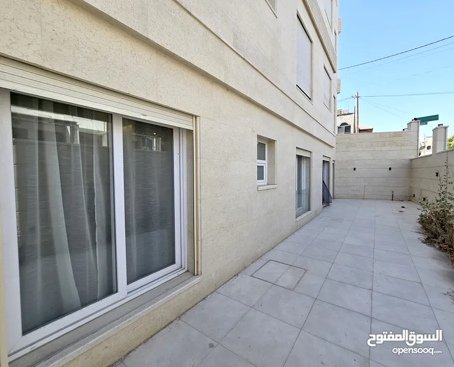 عبدون شقة مفروشة جديدة ( مودرن ) مع تراس واسع