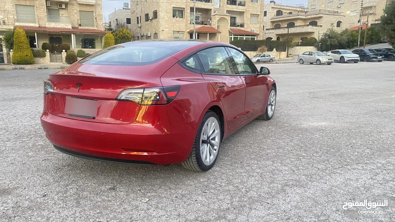 Tesla model 3 2022 standard plus/7 جيد / اتوسكور A/ عداد قليل كاش وبالاقساط