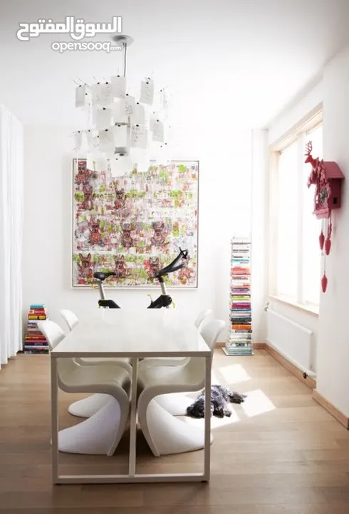 4 White Authentic Verner Panton (by Vitra) Chairs.