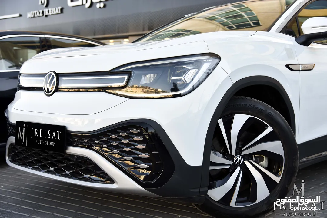 فولكس فاجن ID.6 كروز بيور كهربائية بالكامل 2022 Volkswagen ID.6 Crozz Pure SUV EV