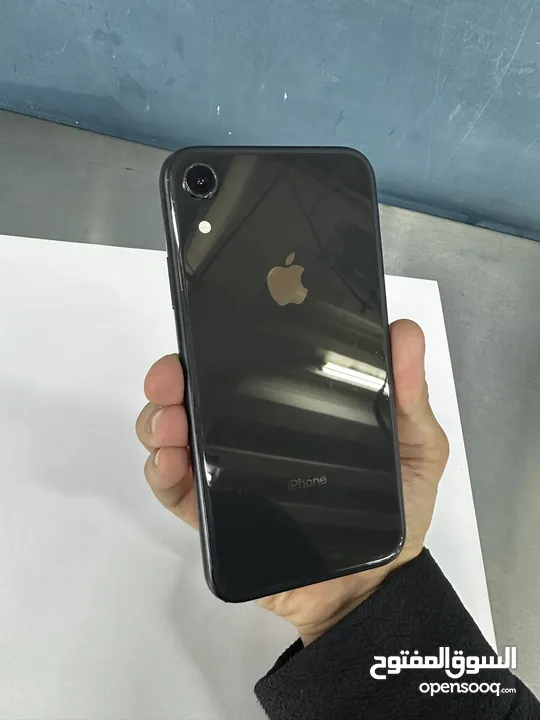 iphone xr 64gb